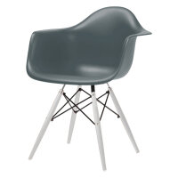 Classic Arm Chair Wood