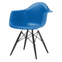 Classic Arm Chair Wood